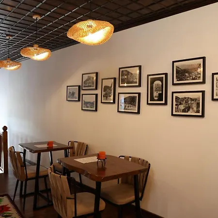 Ador Boutique ベラト