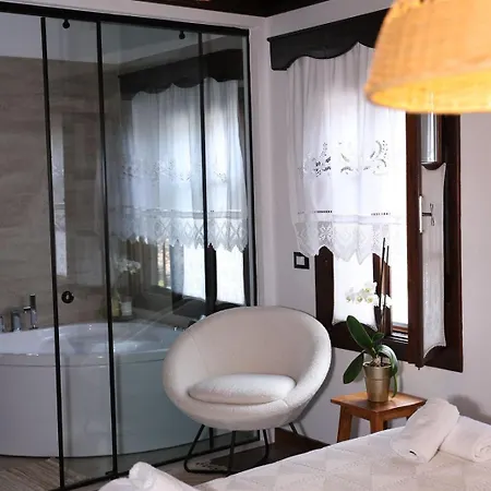 Ador Boutique Hotell Berat