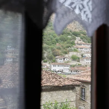 Hotell Ador Boutique Berat