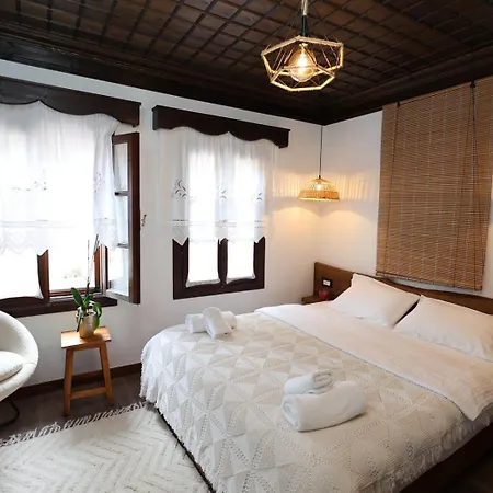 Hotell Ador Boutique Berat