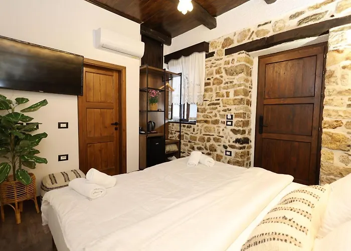 Ador Boutique Ξενοδοχείο Μπεράτ