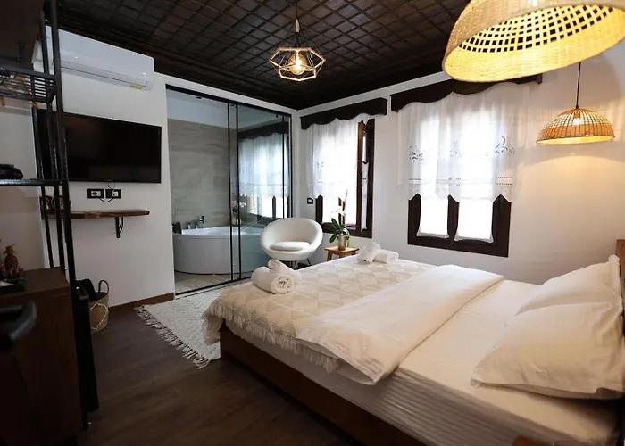 Ador Boutique Berat